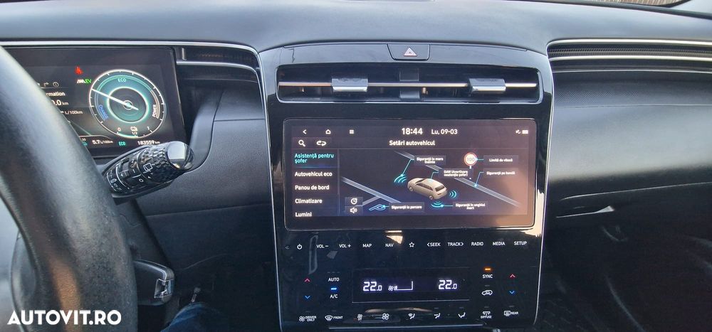 Hyundai Tucson 1.6 T-GDi HEV 2WD Select - 32