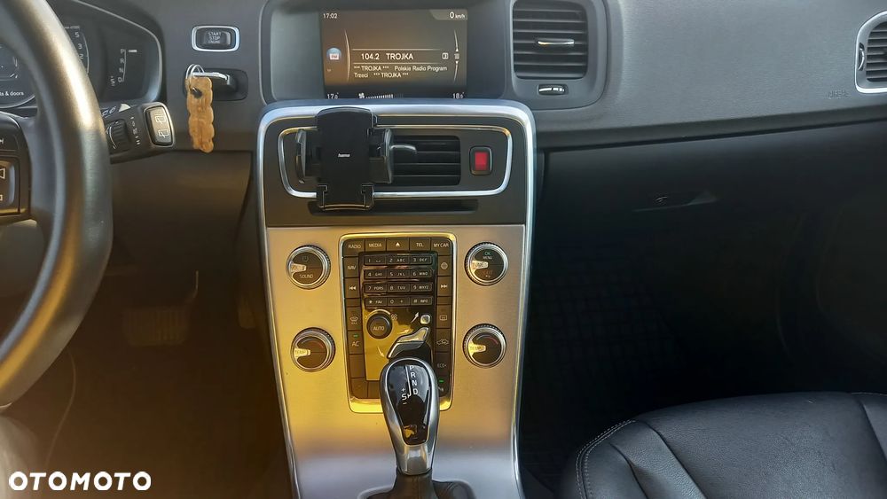 Volvo V60 D3 Geartronic Momentum - 6