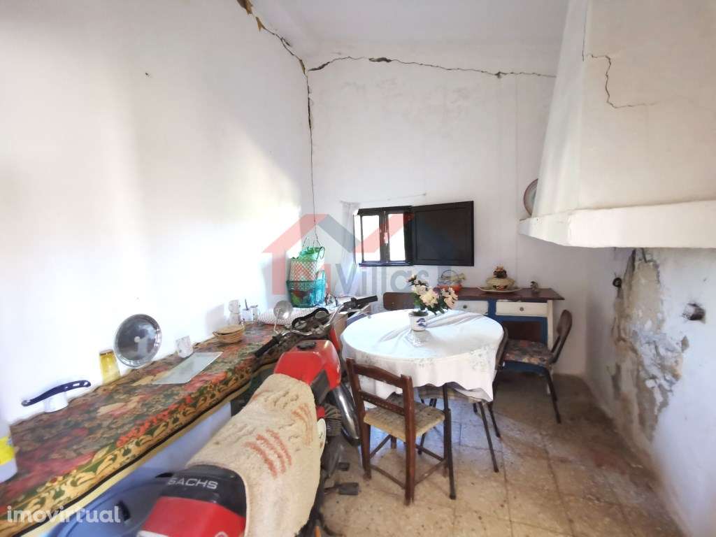 2 moradias para renovar com terreno - Loulé - Grande imagem: 5/26
