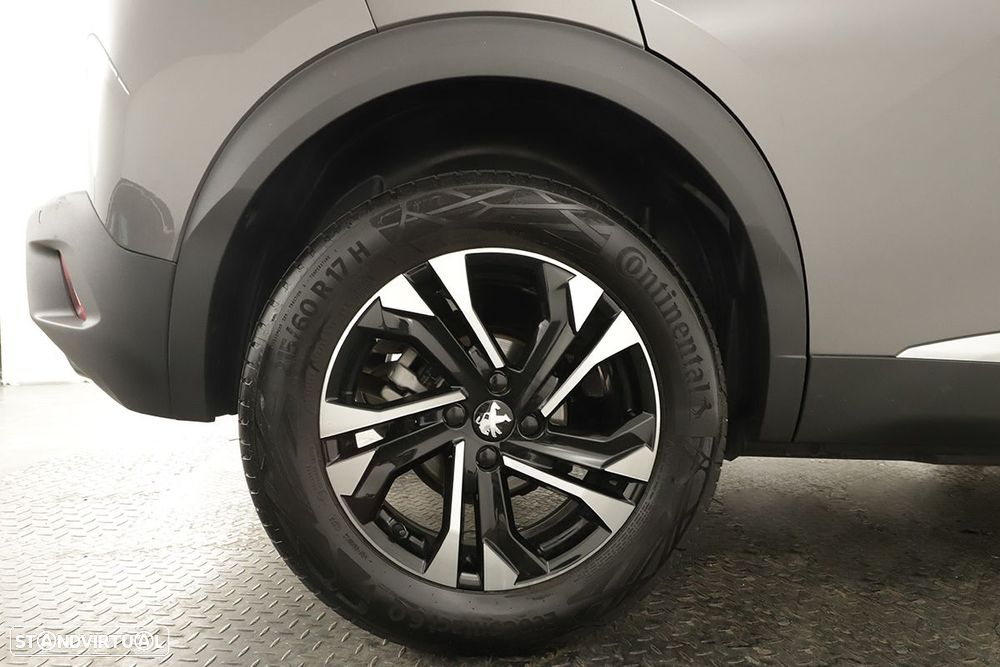 Peugeot 2008 1.2 PureTech Allure EAT8 - 5