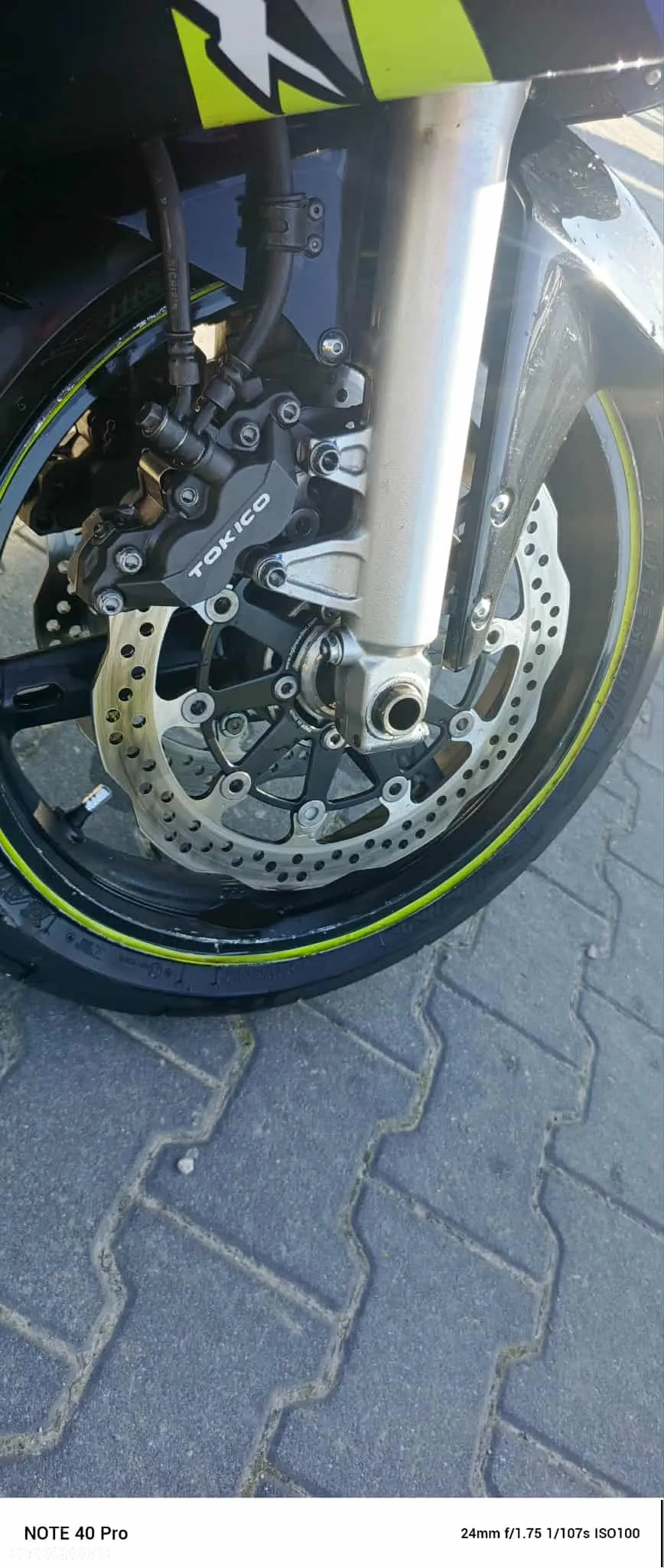 Suzuki GSX - 9