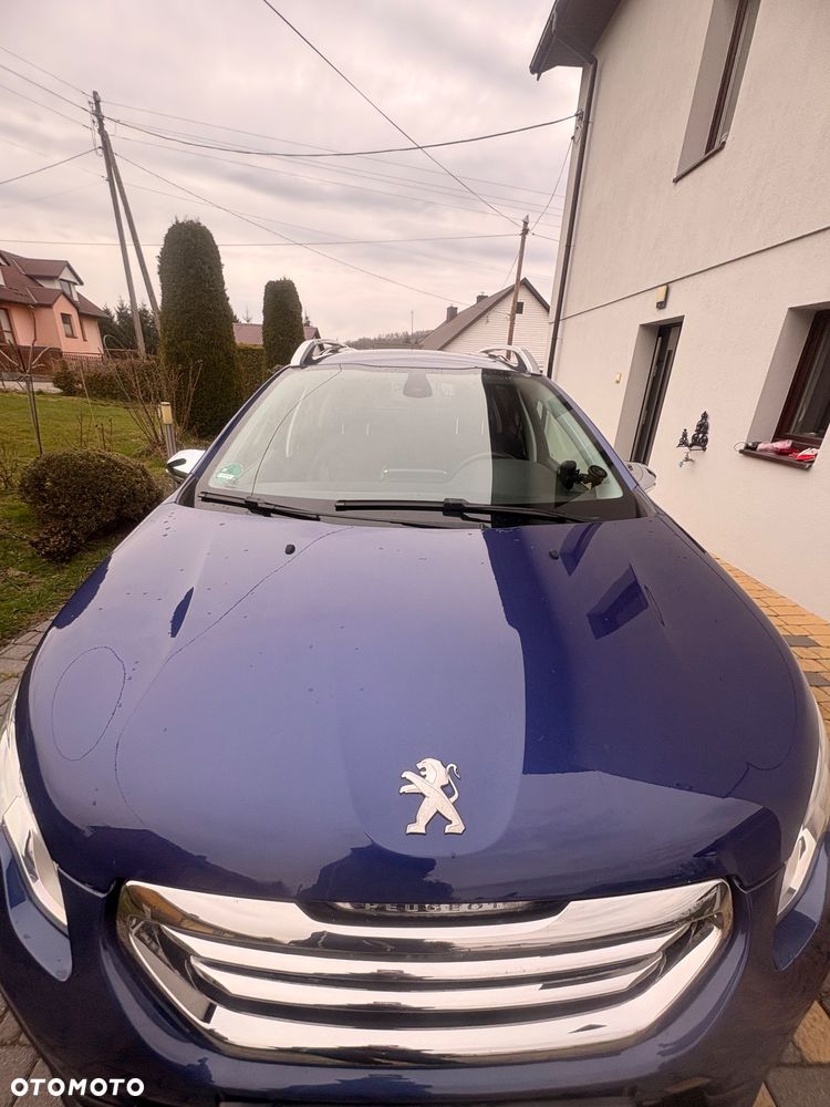 Peugeot 2008 1.6 e-HDi Allure S&S - 6