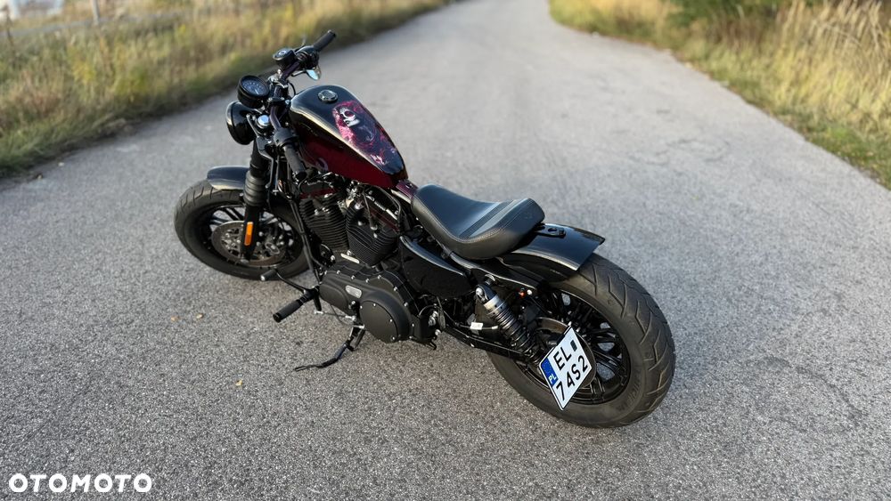 Harley-Davidson Sportster Forty-Eight - 14