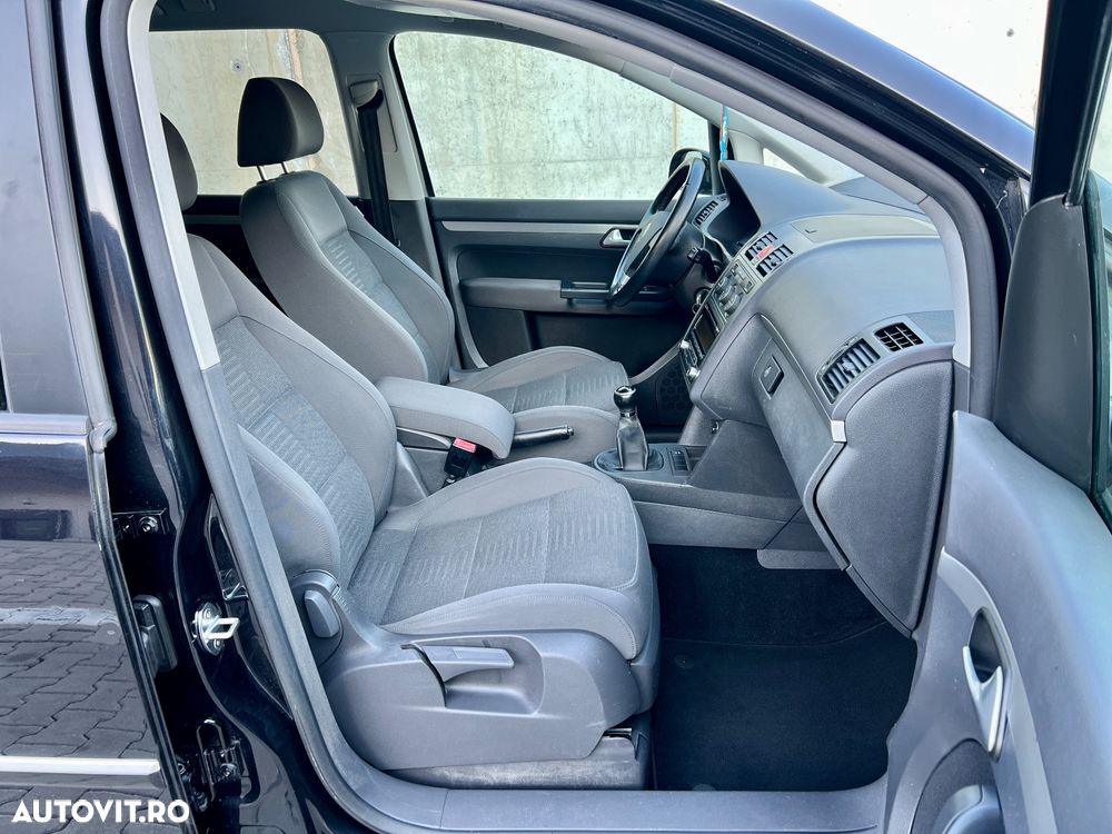 Volkswagen Touran 1.4 TSI Highline - 10