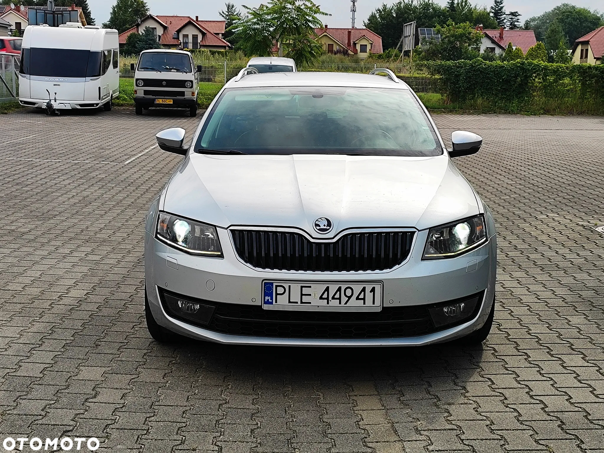 Skoda Octavia 2.0 TDI Ambition DSG - 2