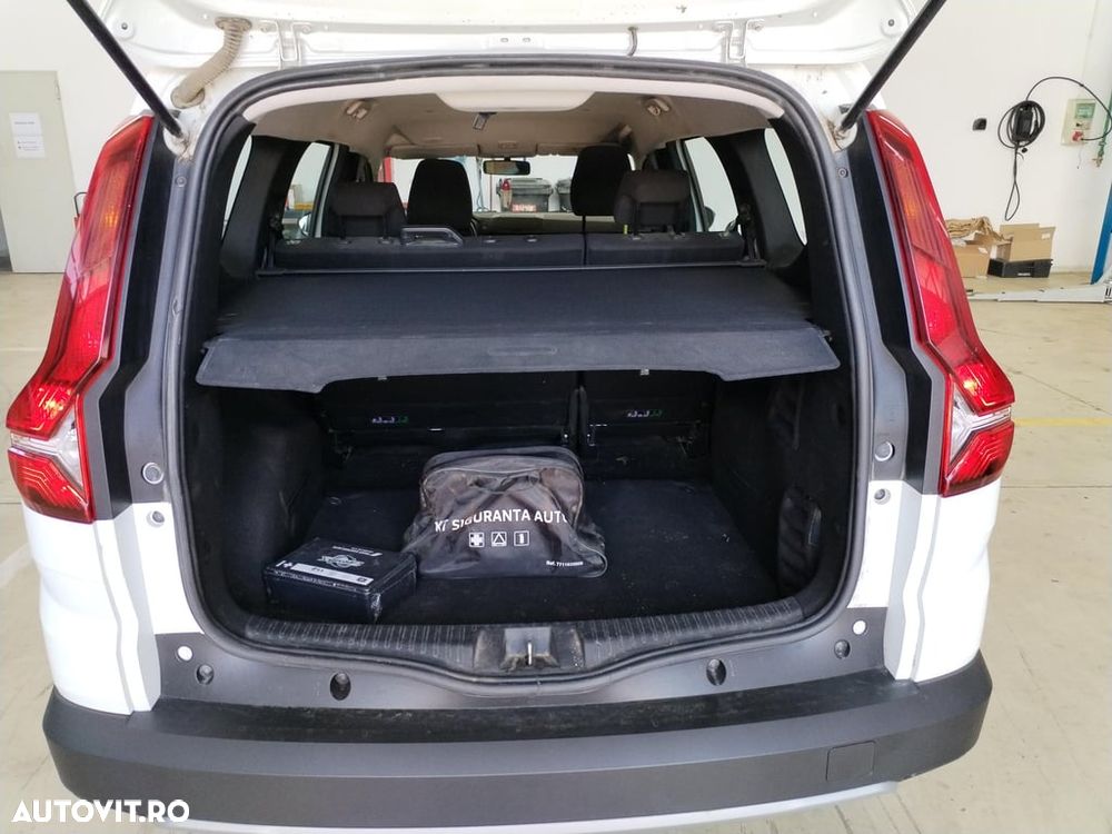 Dacia Jogger 5 locuri TCe 110 Essential - 12