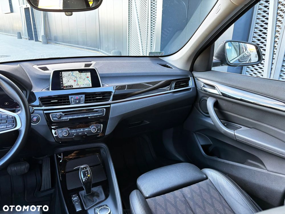 BMW X1 sDrive18i GPF xLine - 17