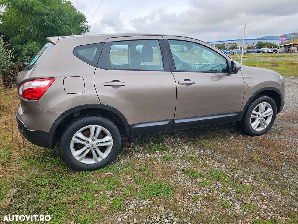 Nissan Qashqai 1.5 DCI N-Connecta - 16