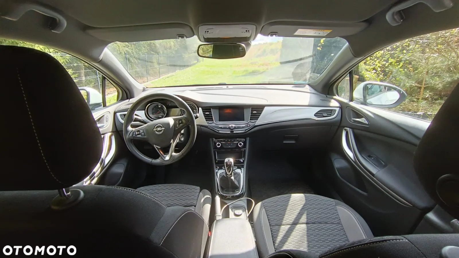 Opel Astra V 1.2 T GS Line S&S - 16