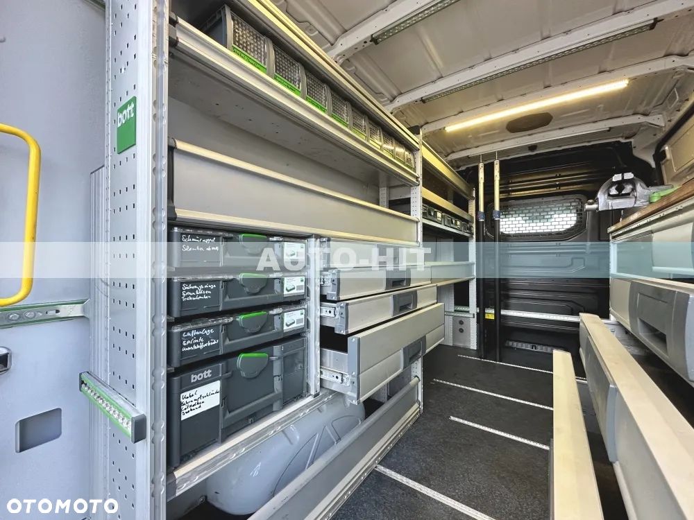 Volkswagen Crafter - 16