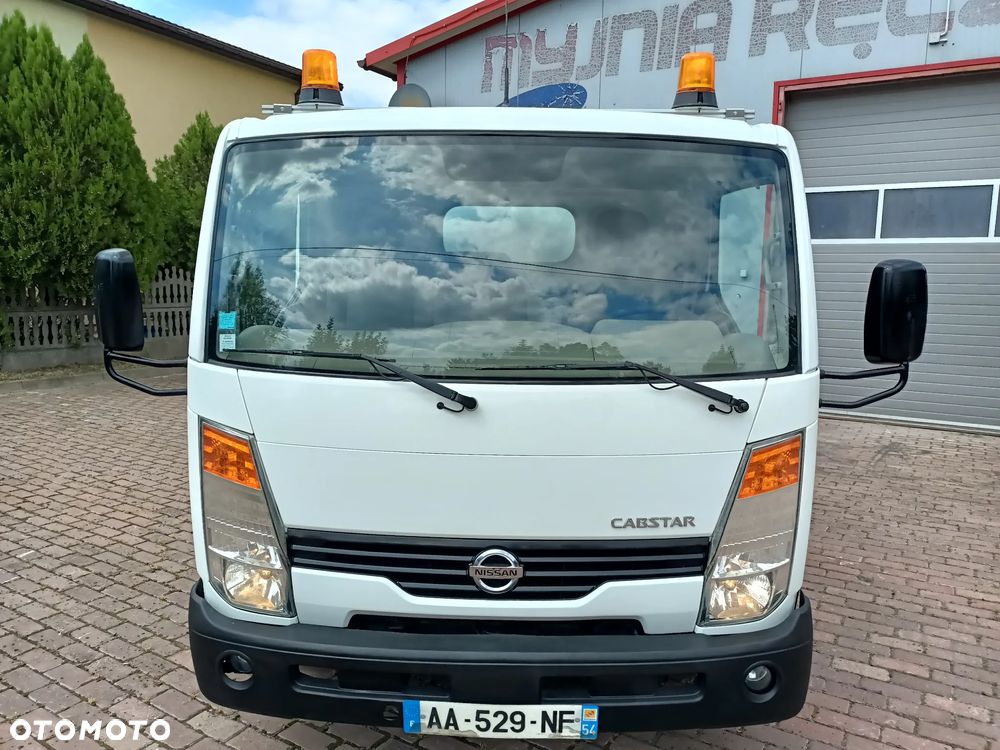 Nissan CABSTAR KIPER WYWROT - 9