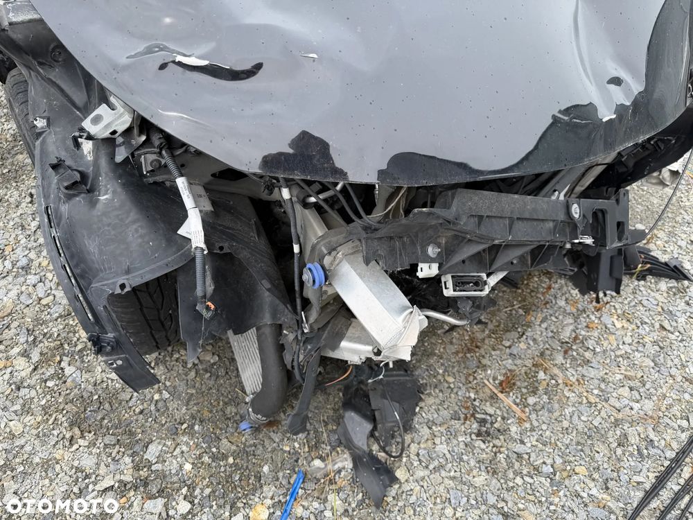 Peugeot 3008 BlueHDi 130 Stop & Start EAT8 Allure Business-Paket - 7