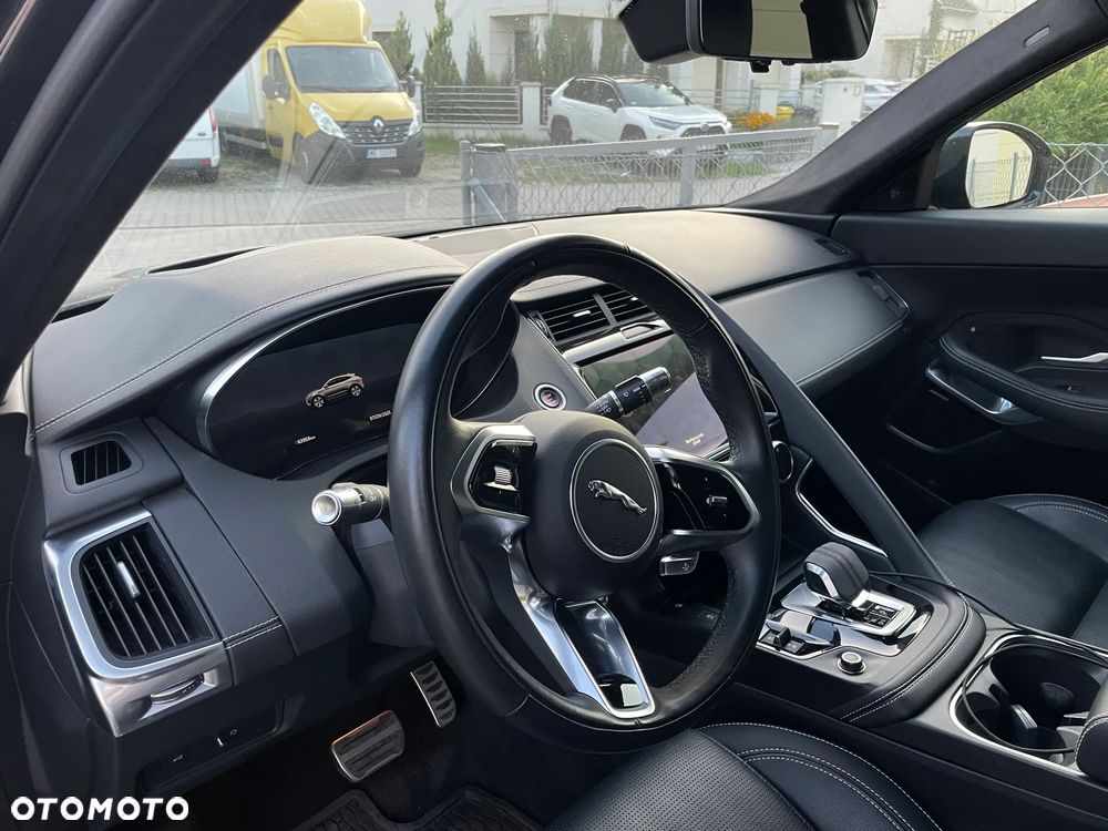 Jaguar E-Pace 2.0 P300 mHEV AWD 300 Sport - 17