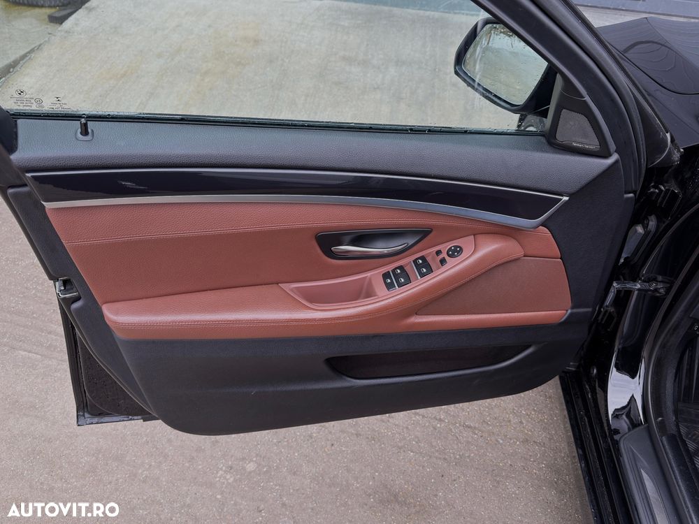 BMW Seria 5 520d Aut. - 20