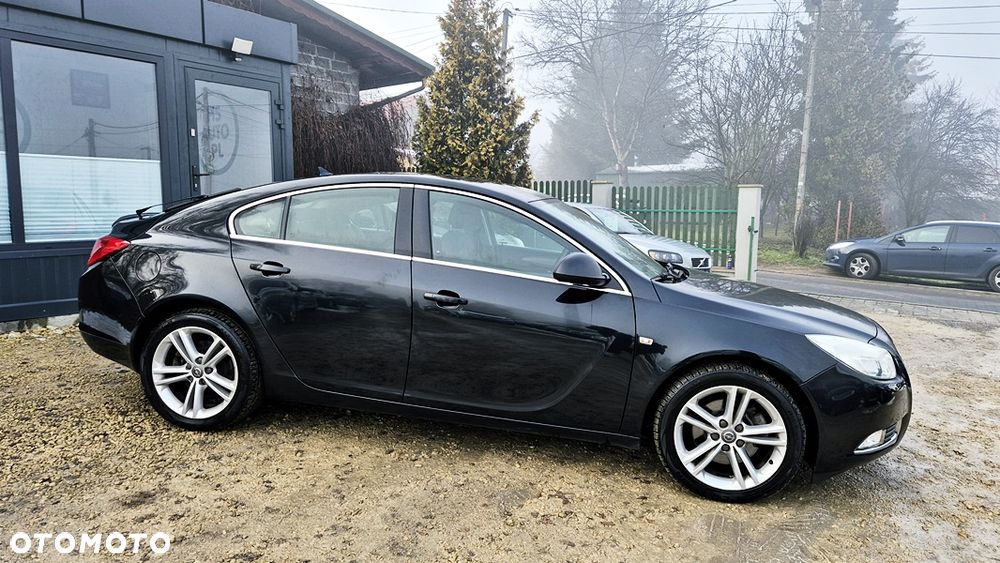 Opel Insignia 1.6 Turbo Cosmo - 9