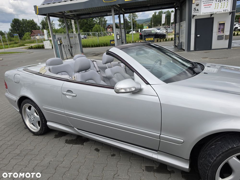 Mercedes-Benz CLK - 29
