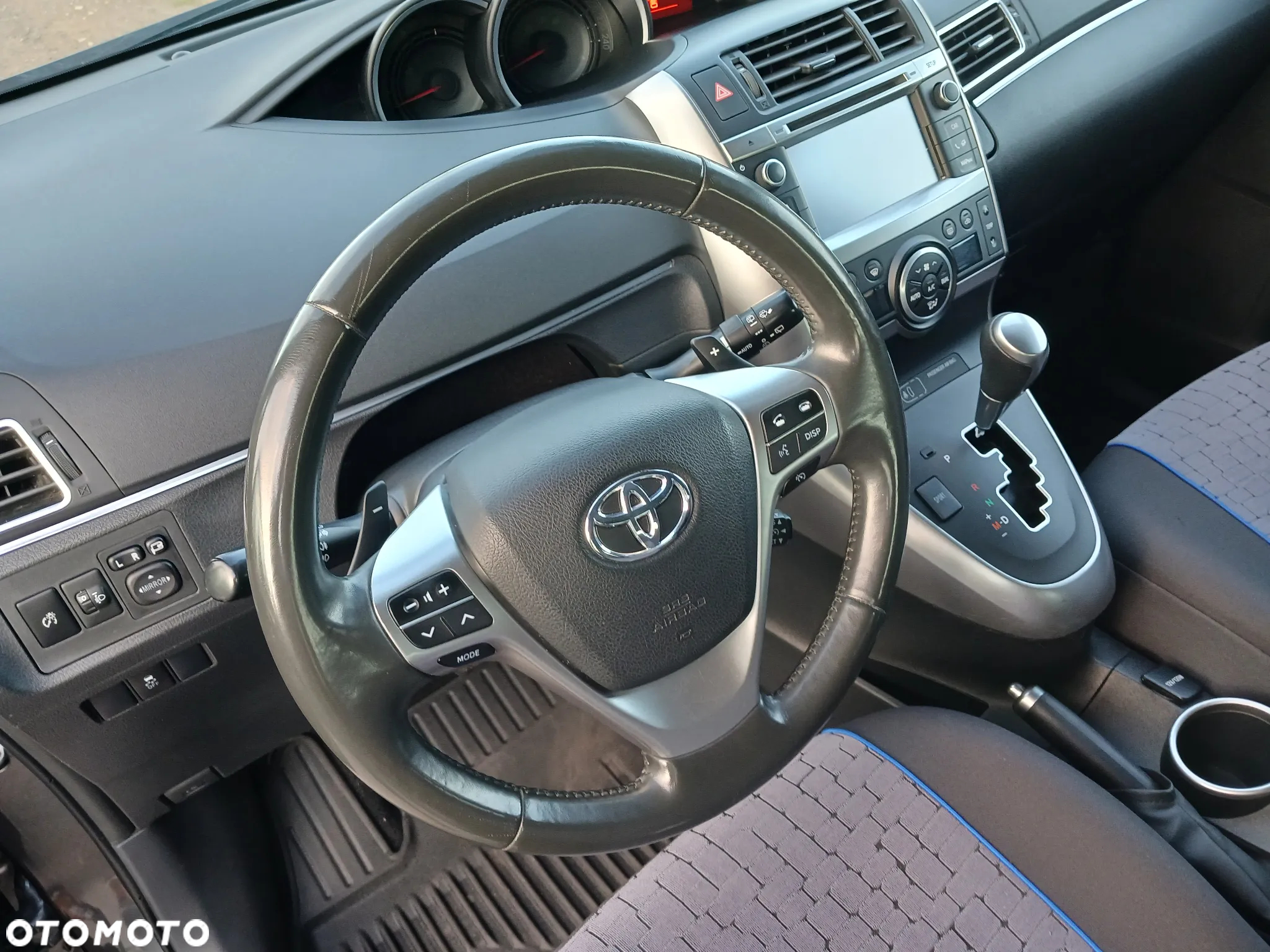 Toyota Verso 1.8 Premium 7os MS - 15