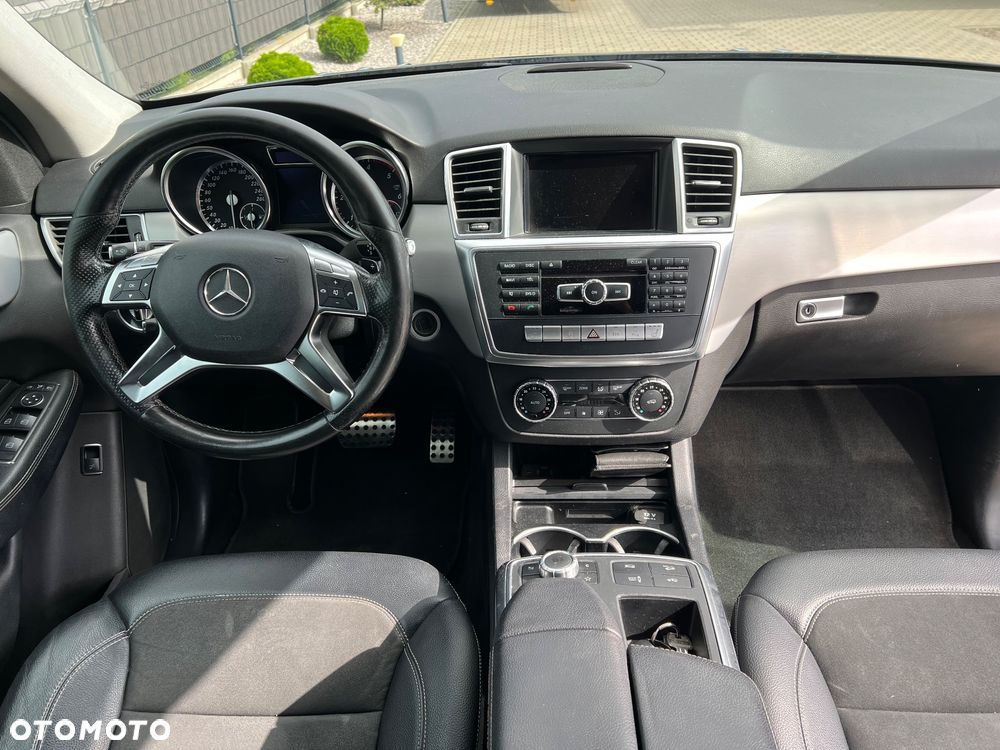 Mercedes-Benz ML 350 BlueTEC 4-Matic - 21