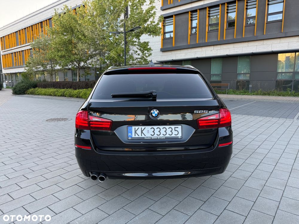 BMW Seria 5 525d Touring Modern Line - 5