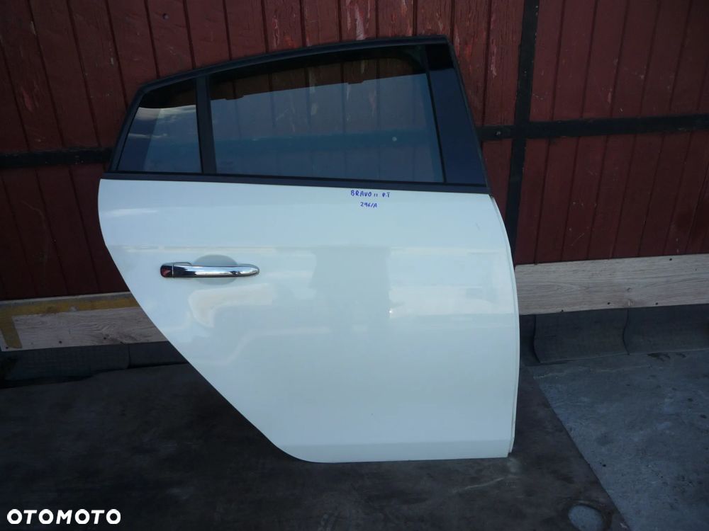 FIAT BRAVO II DRZWI PRAWE TYLNE 296/A - 2