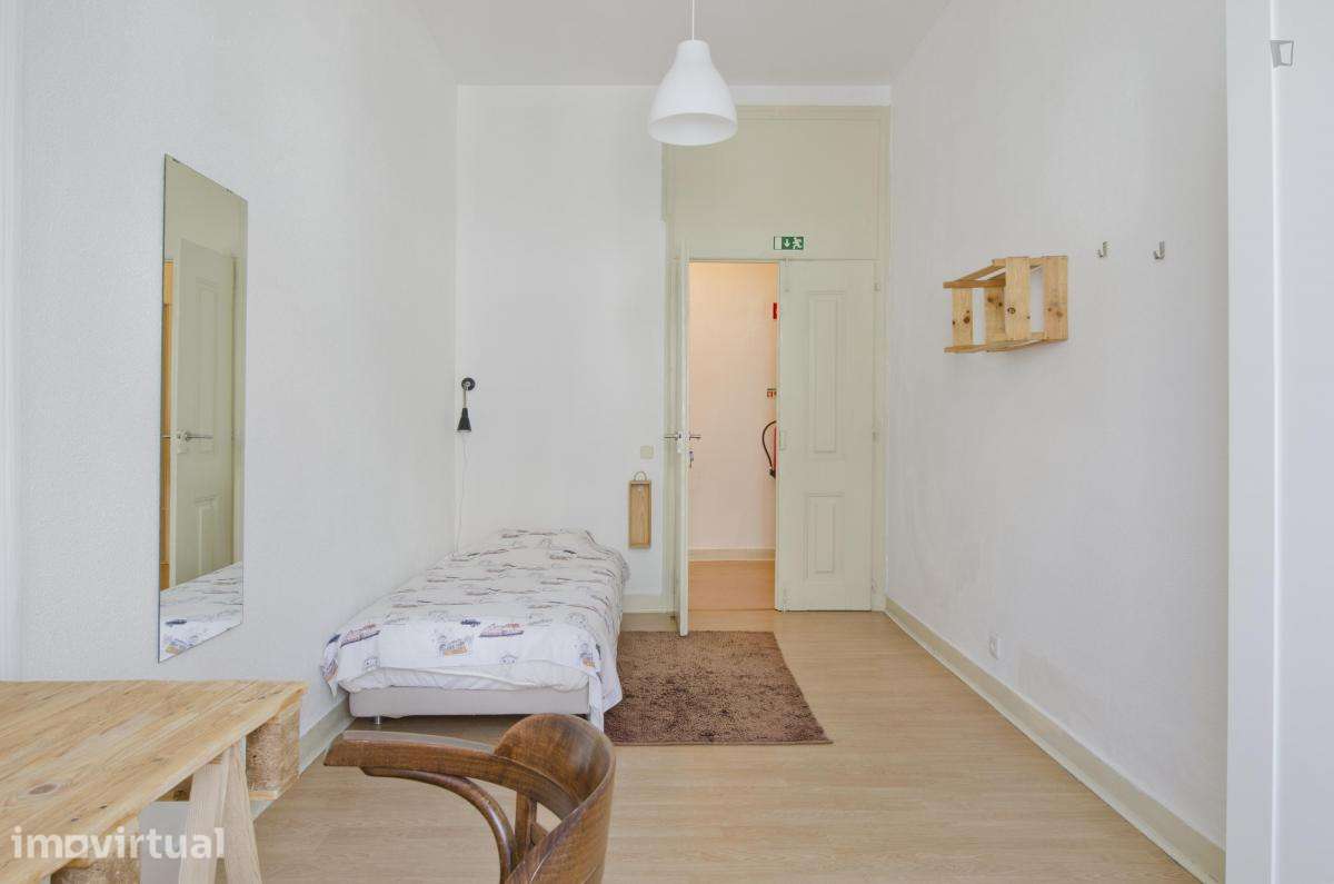 Quarto - localizado em Baixa Lisbon - Grande imagem: 2/17