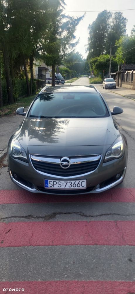 Opel Insignia - 1