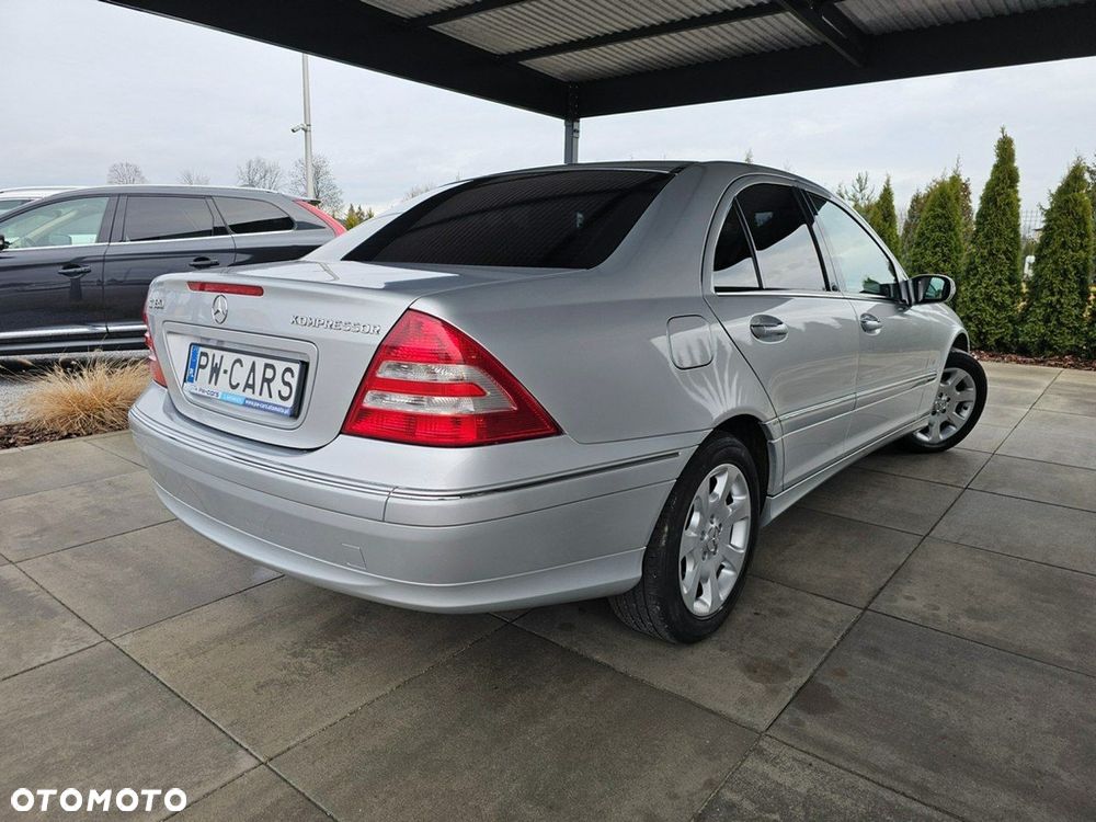 Mercedes-Benz Klasa C 180 Kompressor Automatik Elegance - 2