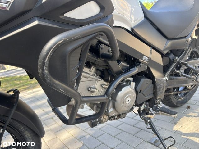 Suzuki V-STROM - 12