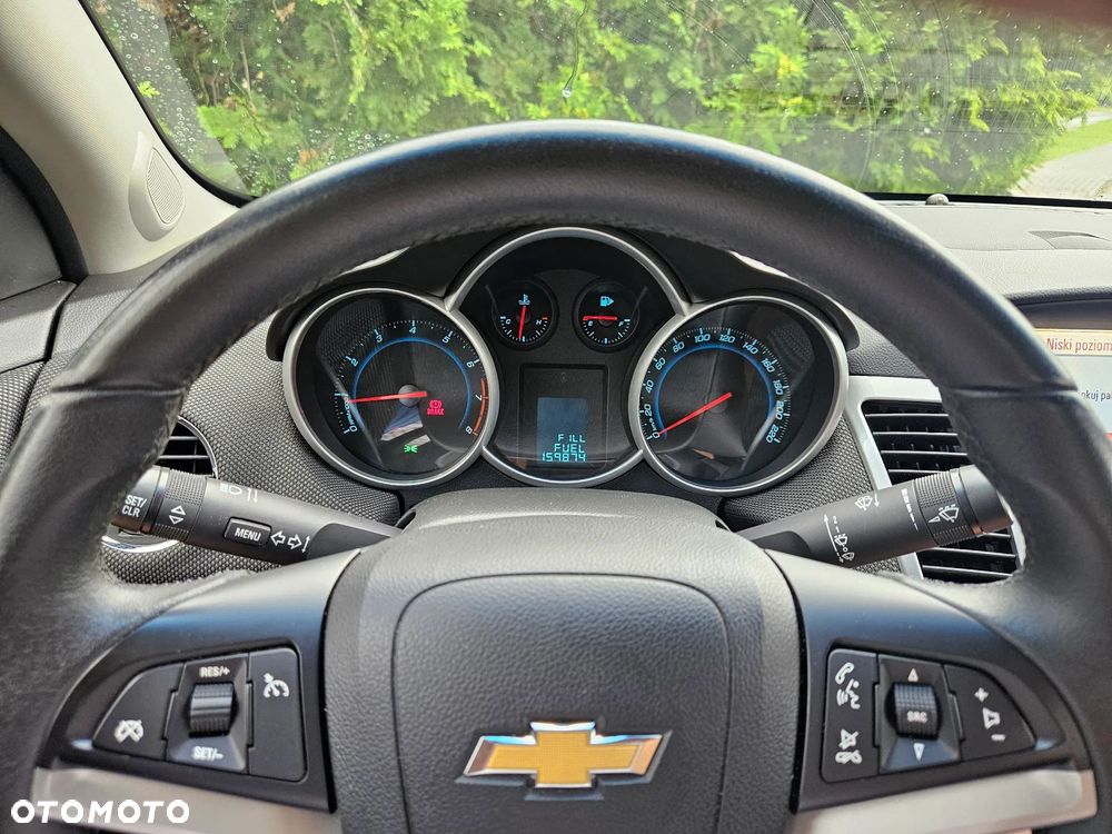Chevrolet Cruze 1.6 LT+ - 18