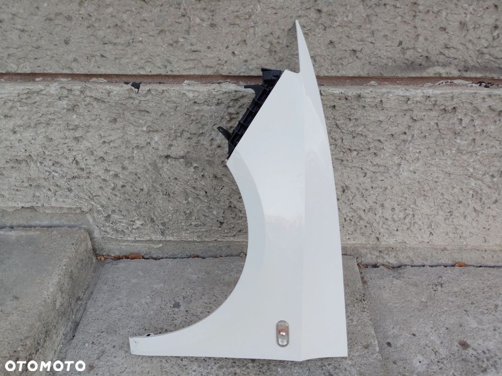 WZMOCNIENIE PAS KOMPLETNY PRZÓD SEAT IBIZA IV 6J - 11