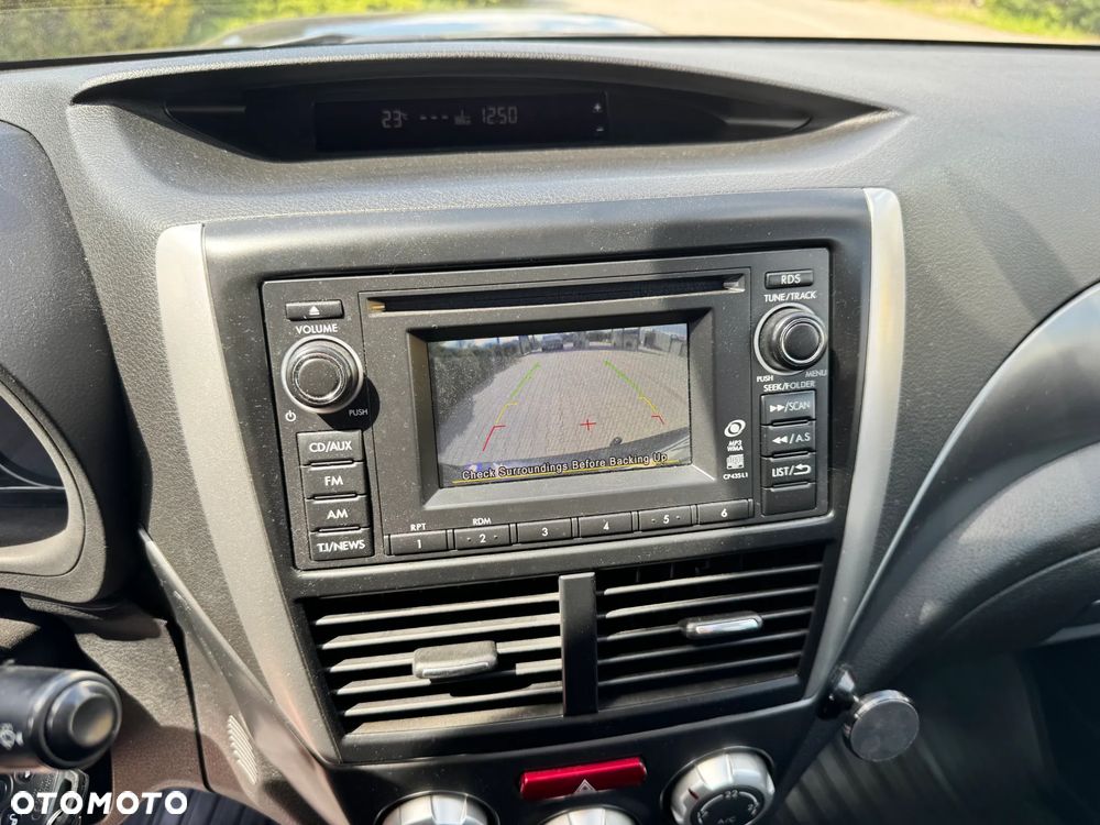 Subaru Forester 2.0D XE 000 - 11
