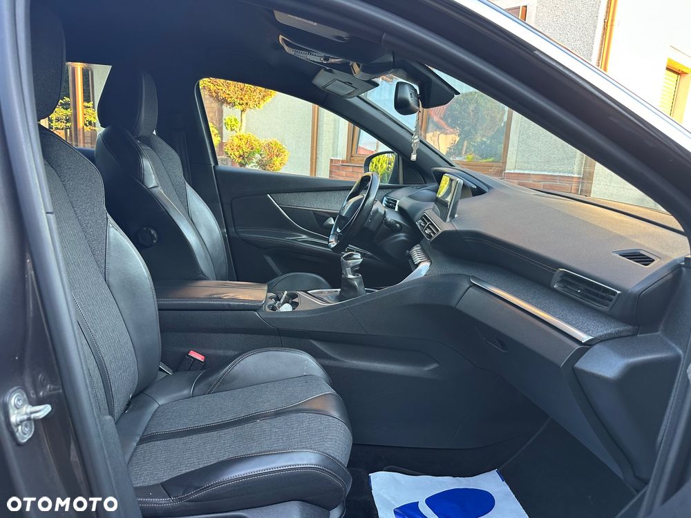 Peugeot 3008 - 22