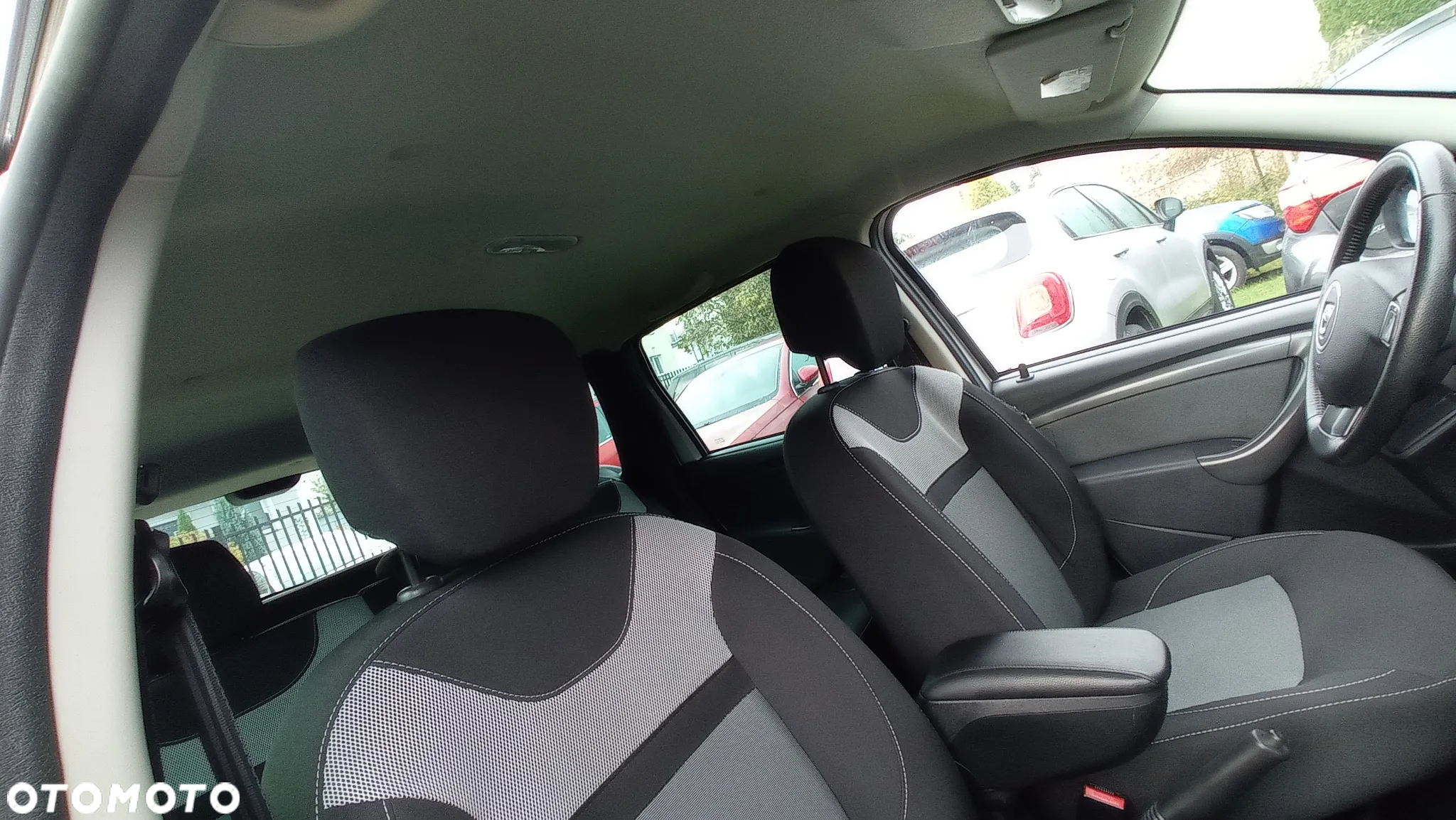 Dacia Duster 1.2 TCe Laureate S&S EU6 - 14