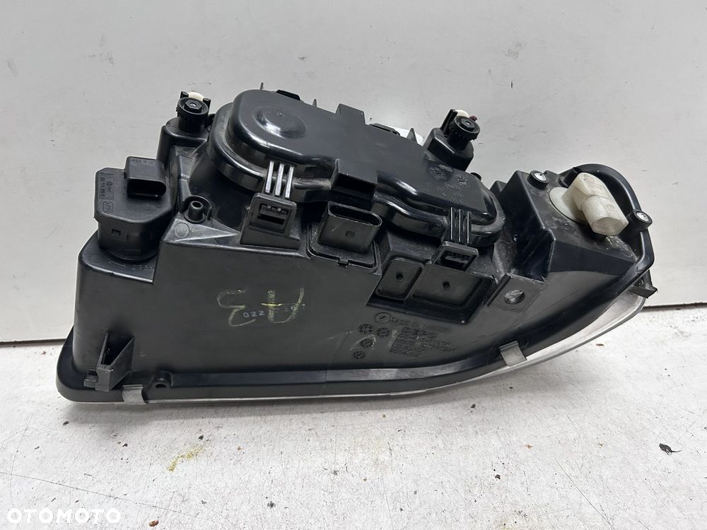 Reflektor prawy Audi A3 8L - 3