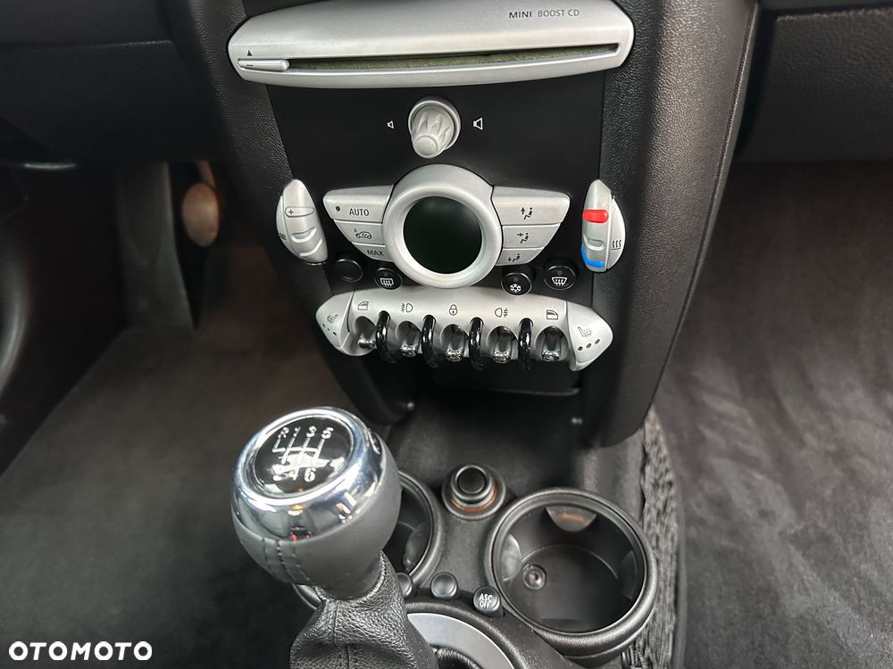 MINI Cooper 50 Camden - 19