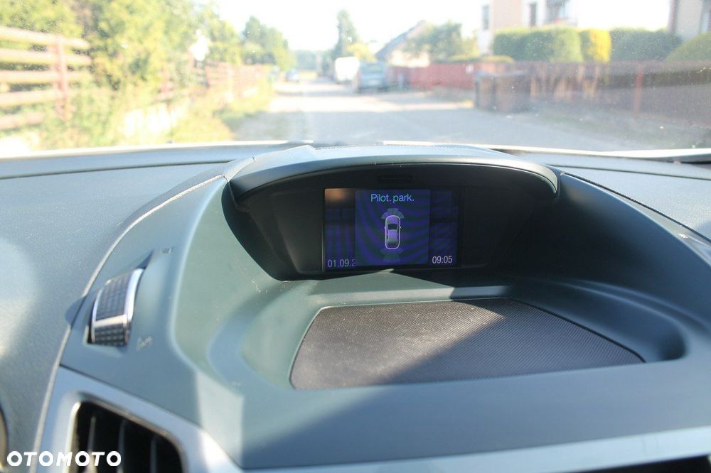 Ford Grand C-MAX - 19