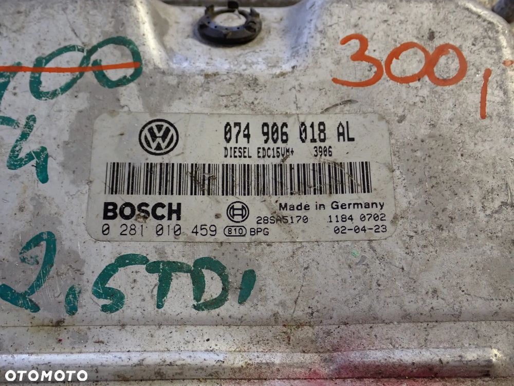 VOLKSWAGEN 2.5 TDI KOMPUTER STEROWNIK SILNIKA 074906018AL - 2