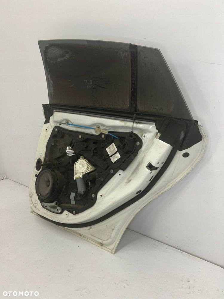 DRZWI TYLNE PRAWE MERCEDES CLA C117 W117 - 6