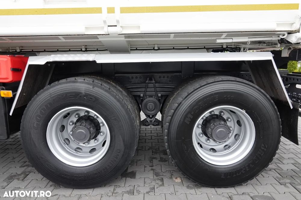 Renault C 380 / 6x4 / TIPPER 3 LATE + HDS FASSI F135 / HYDROBRA / EURO 6 / RADIO CONTROL / ROTATOR / BORDMATIC - 22