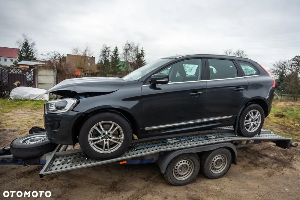 Volvo XC 60 D3 Geartronic Momentum - 2