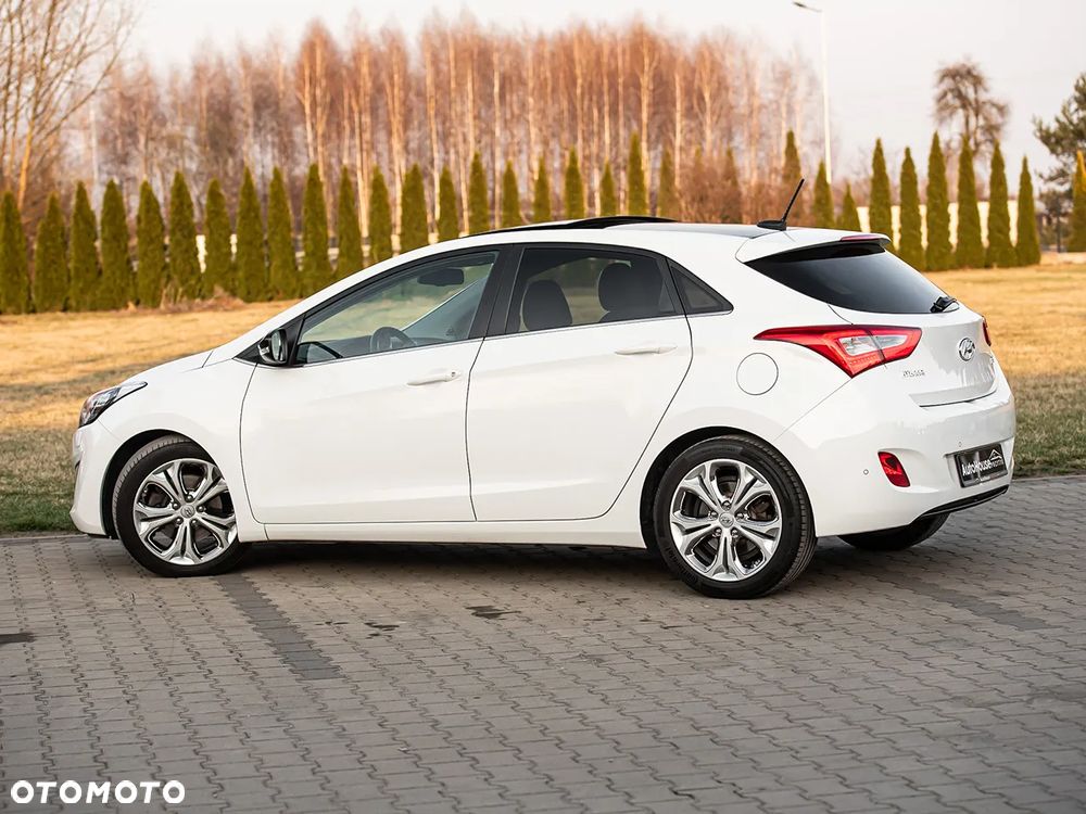 Hyundai i30 1.6 CRDi Automatik Trend - 14