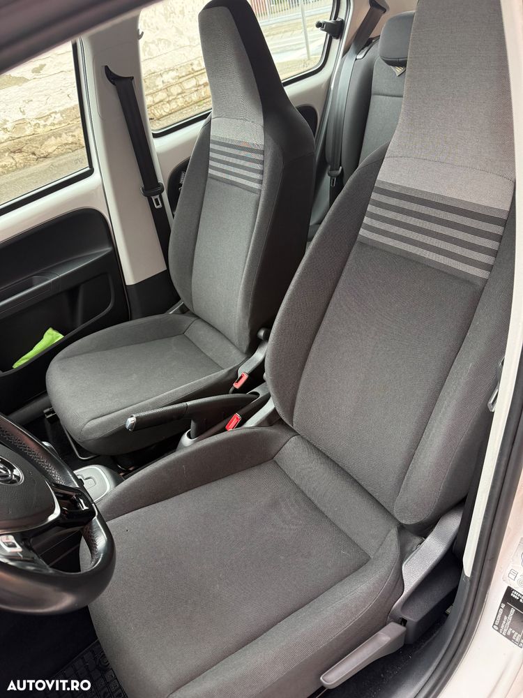 Volkswagen up! - 10