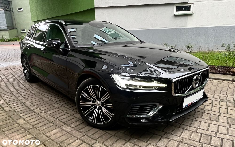 Volvo V60 T6 AWD Plug-In Hybrid Inscription Expression - 4