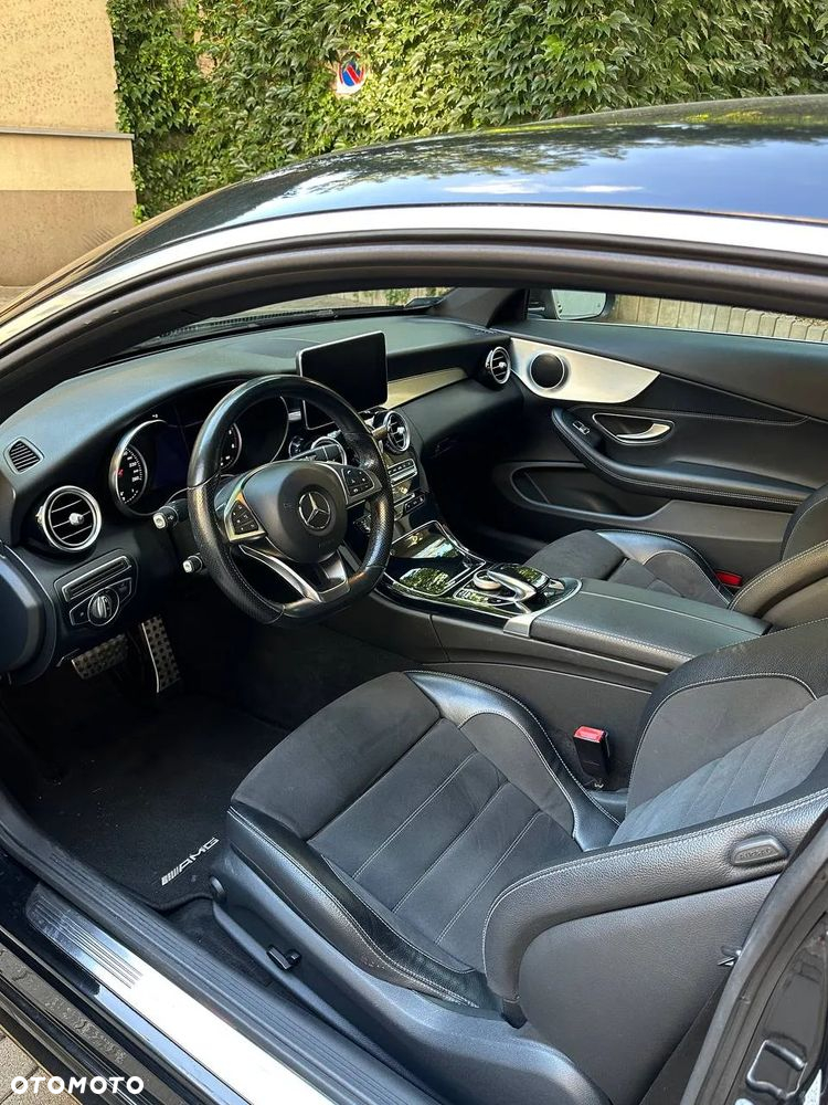 Mercedes-Benz Klasa C 220 d Coupe 9G-TRONIC AMG Line - 6