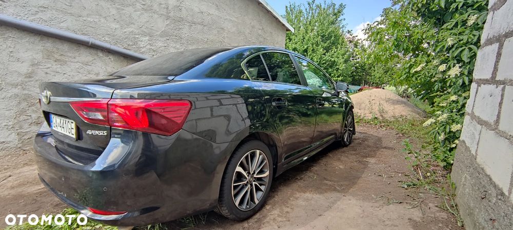 Toyota Avensis 2.0 D-4D Prestige - 12