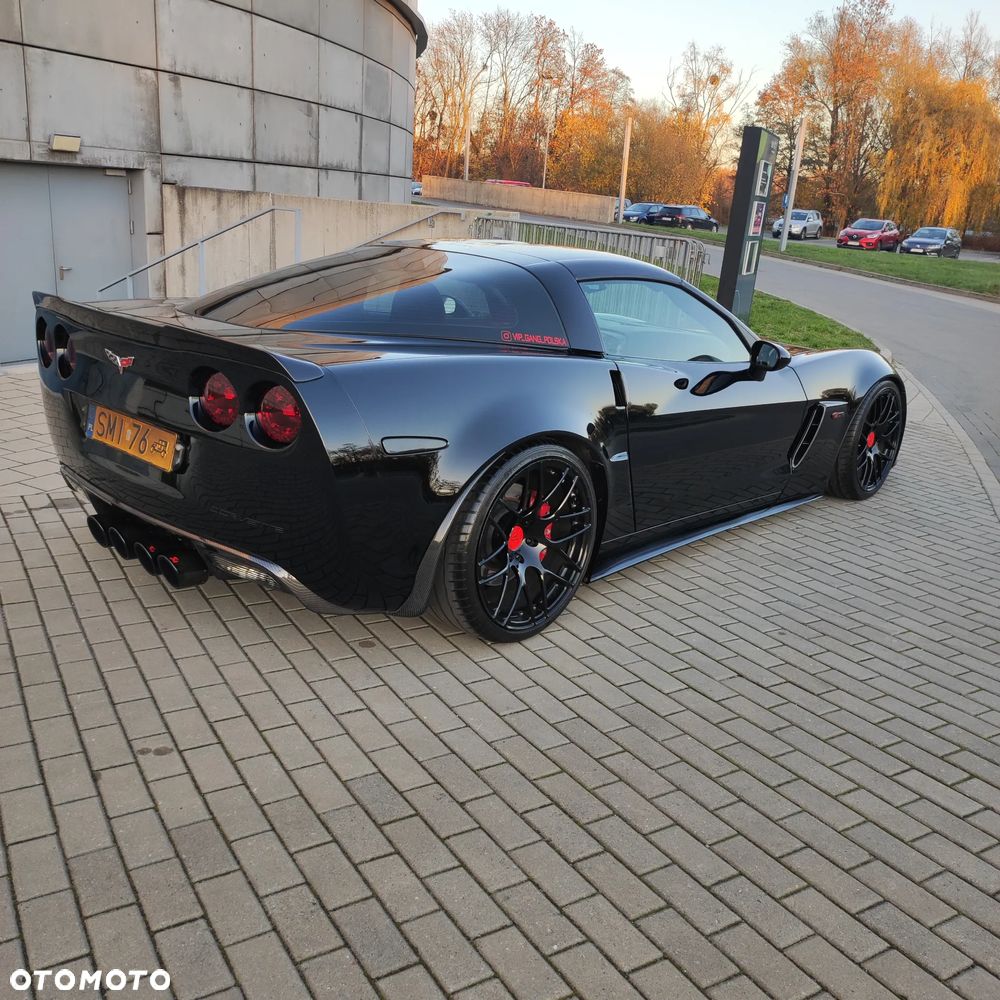 Chevrolet Corvette - 2