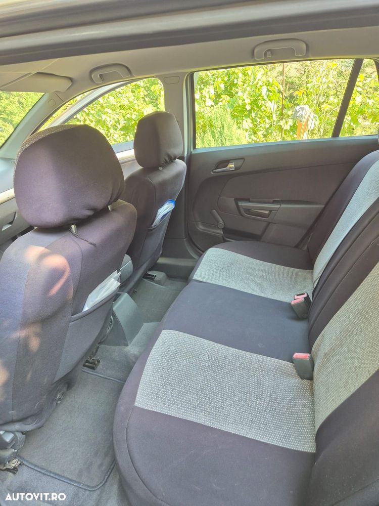 Opel Astra 1.7 CDTI - 8