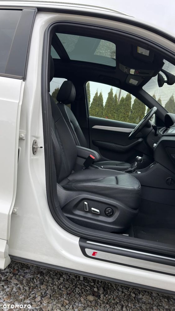 Audi Q3 40 TFSI Quattro S tronic S line - 32