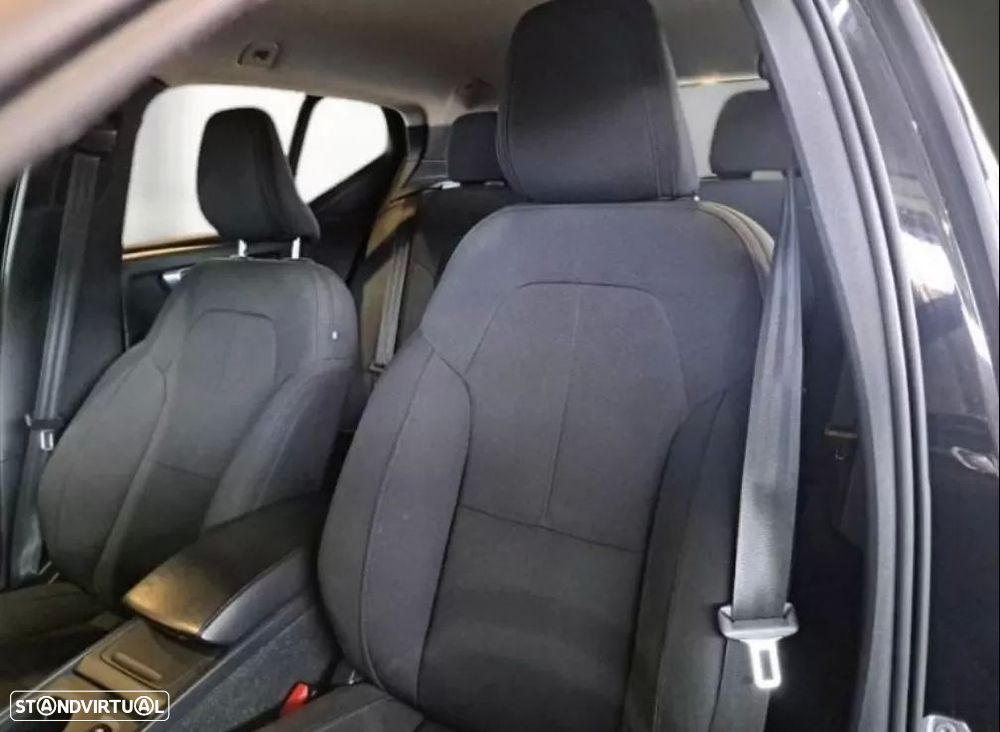 Volvo XC 40 - 6