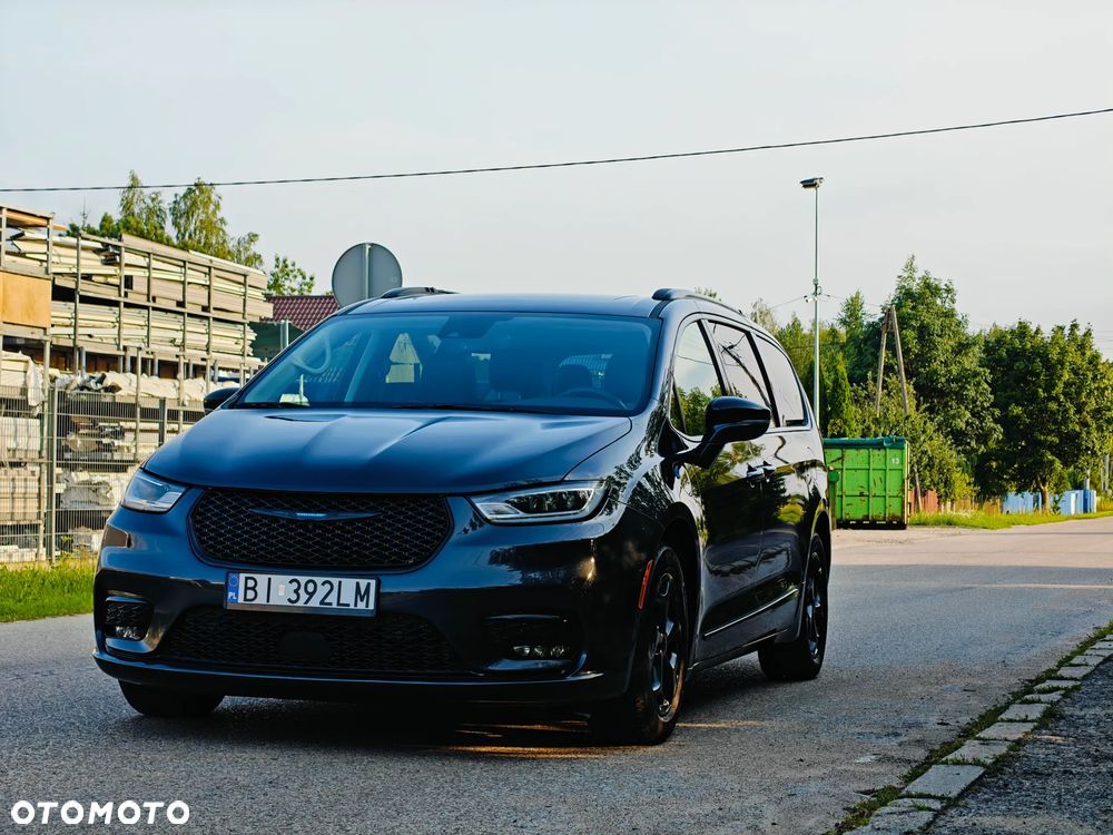 Chrysler Pacifica - 19